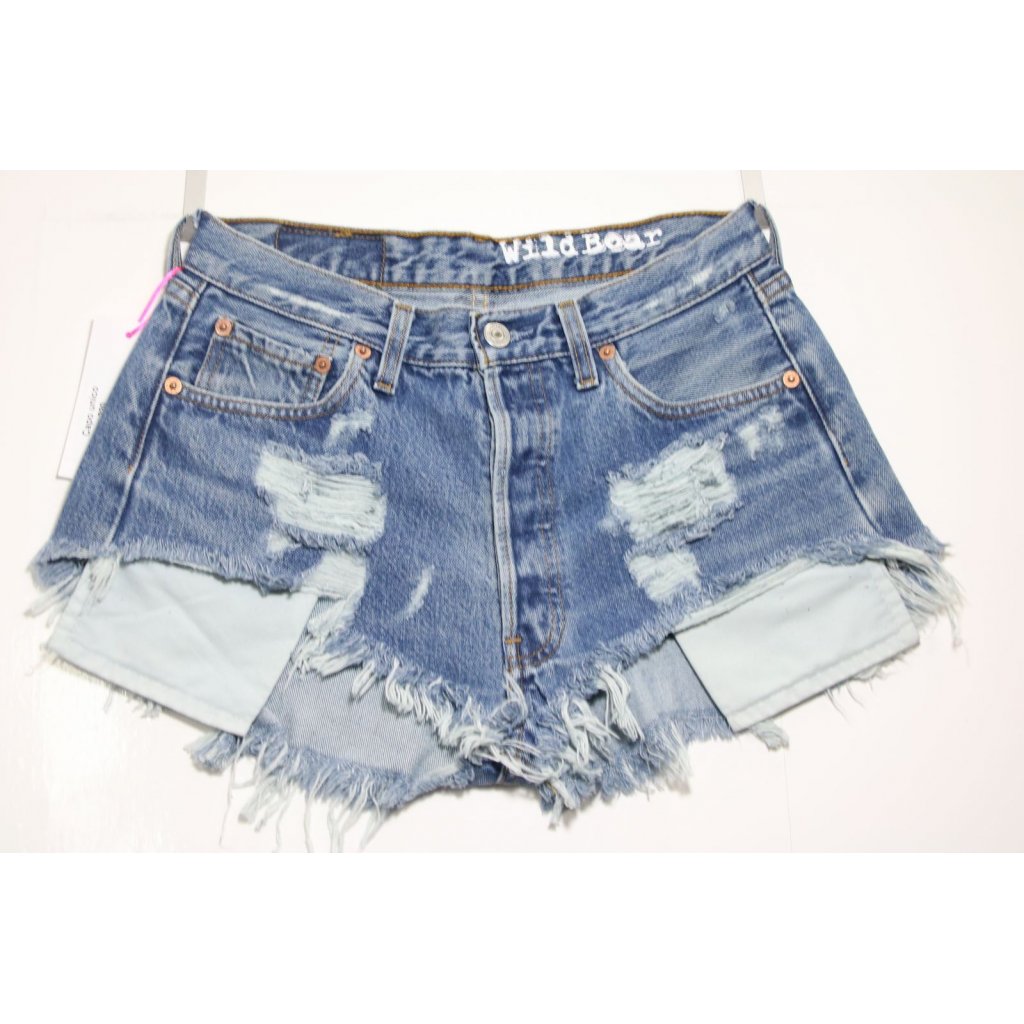 levis destroyed shorts